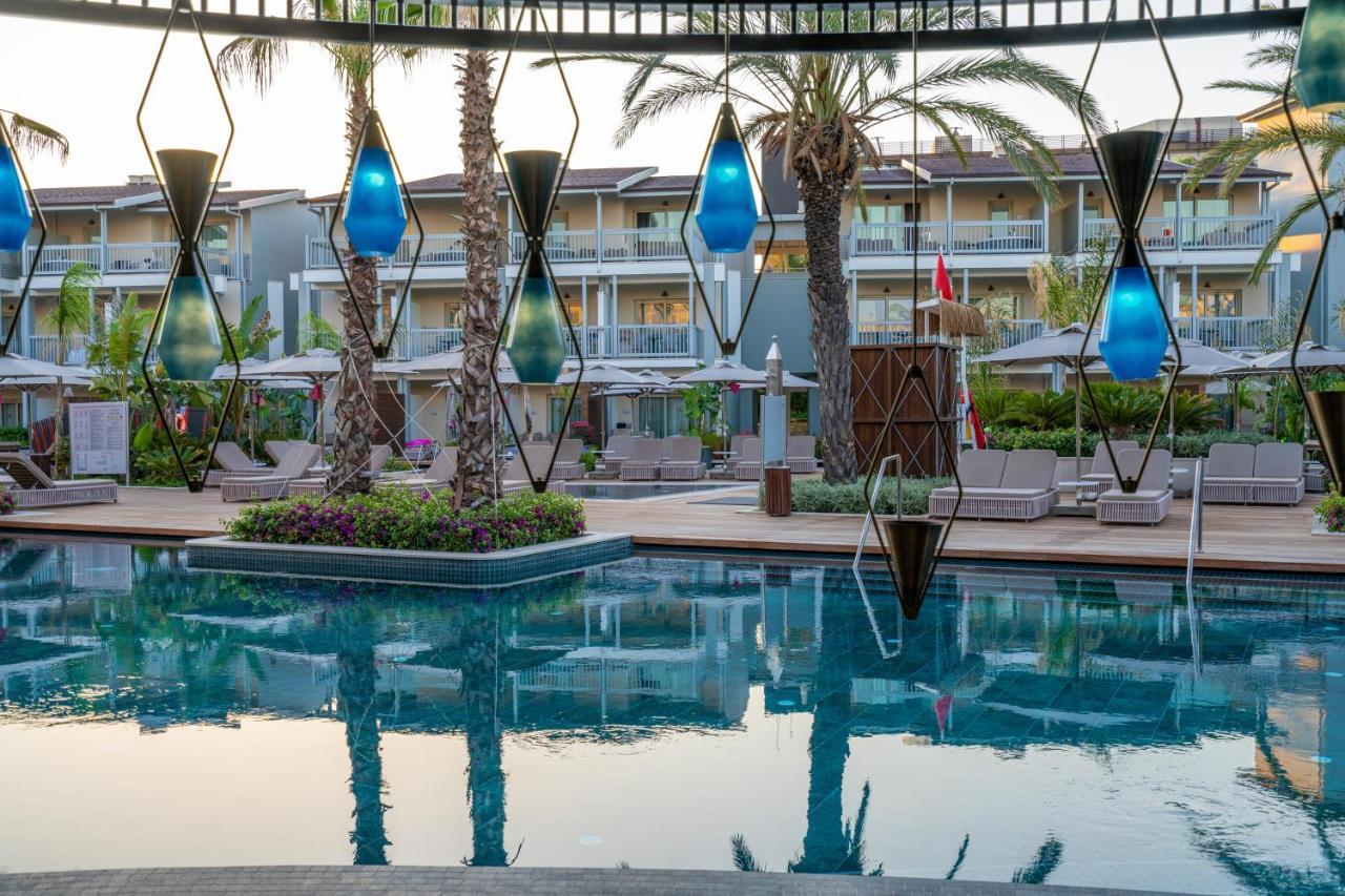 Lara Barut Collection Hotel Antalya Exterior photo Pool at the hotel