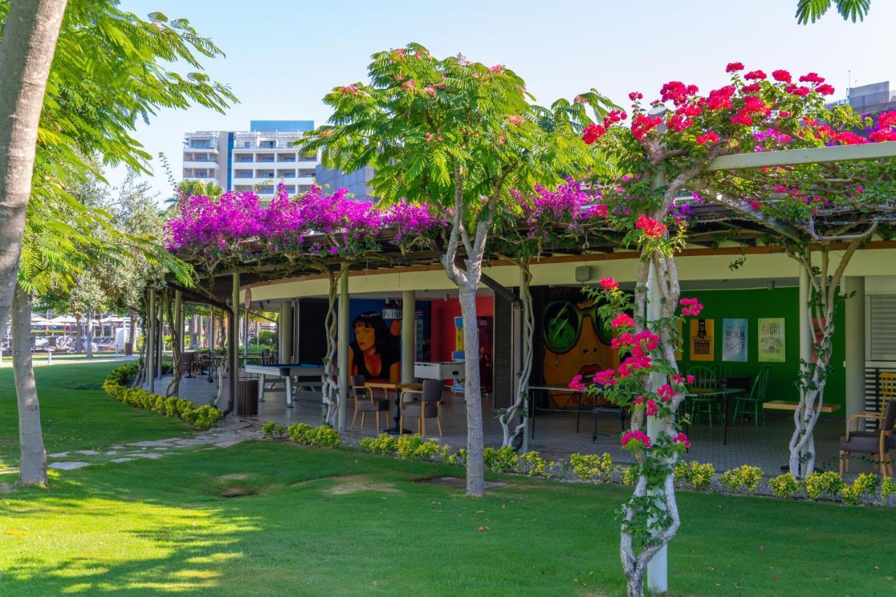 Lara Barut Collection Hotel Antalya Exterior photo The park's café