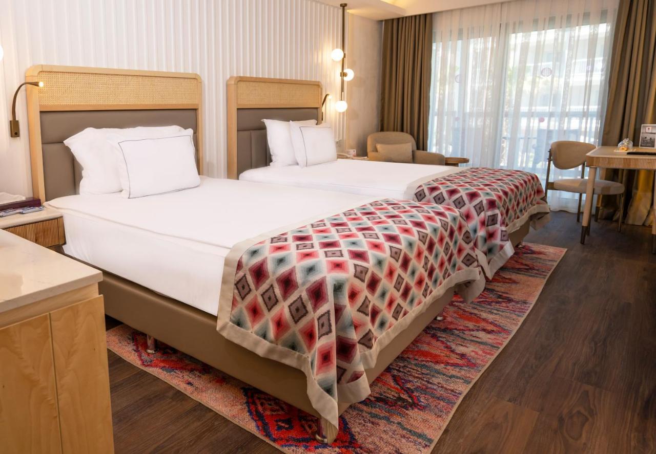 Lara Barut Collection Hotel Antalya Exterior photo